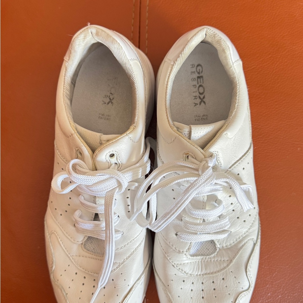 Geox White  Leather Sneakers Respira  size 10 - Picture 4 of 12